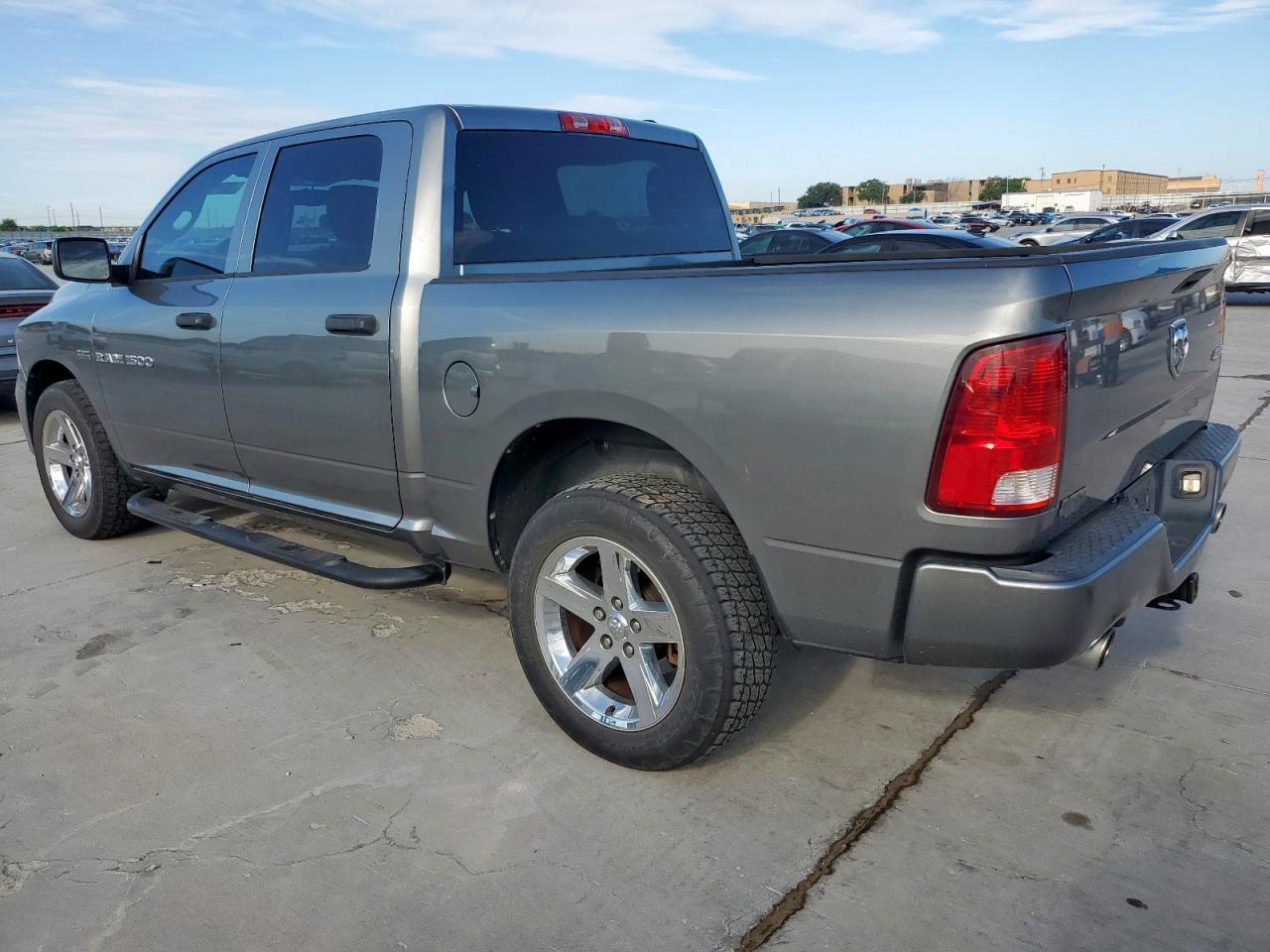 2012 Dodge Ram 1500 St - Фото 2