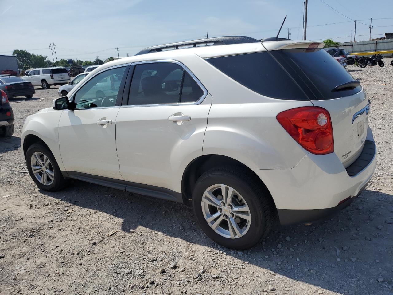 2015 Chevrolet Equinox Lt - Image 2