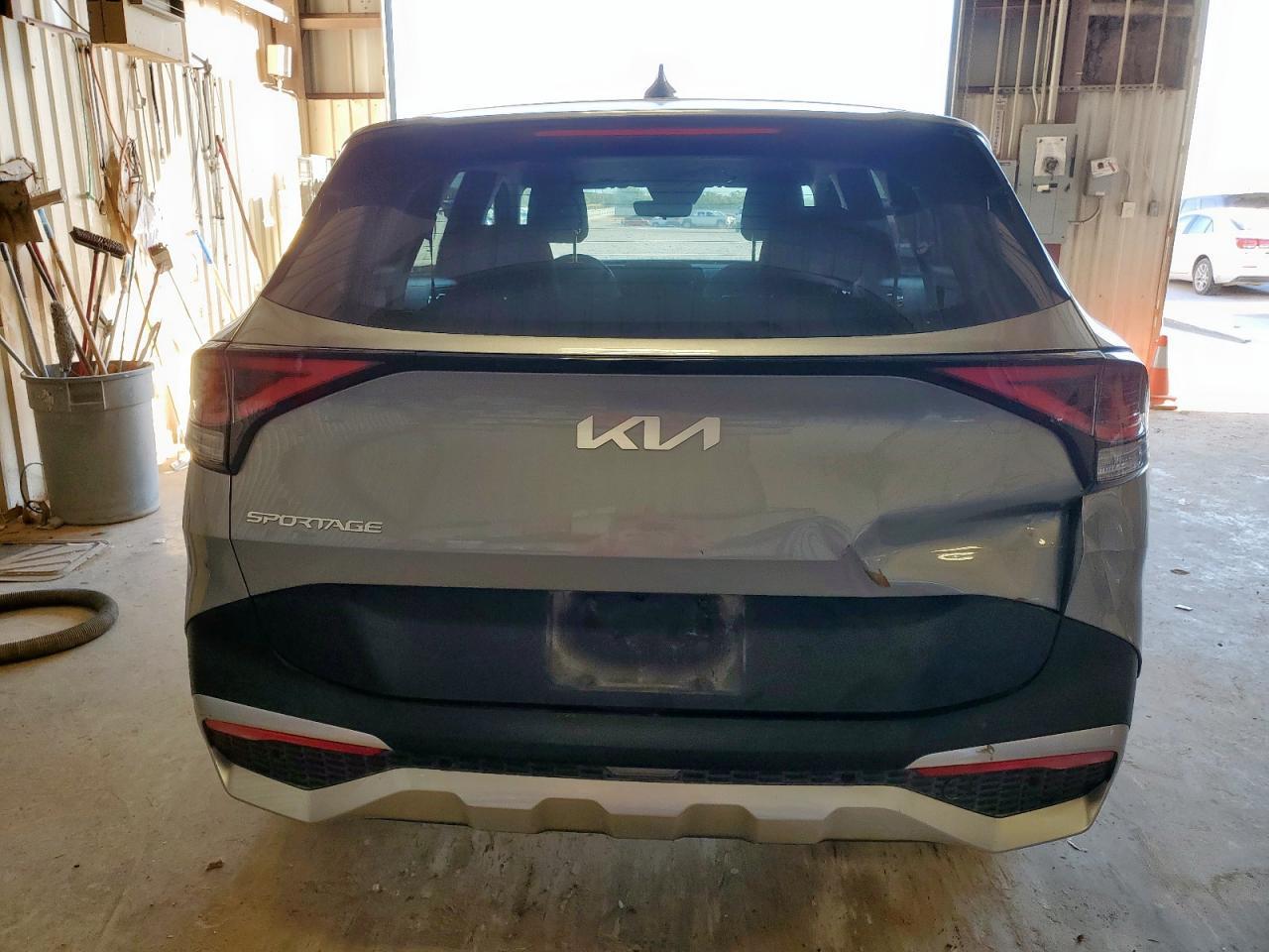 2025 Kia Sportage Lx - Image 6