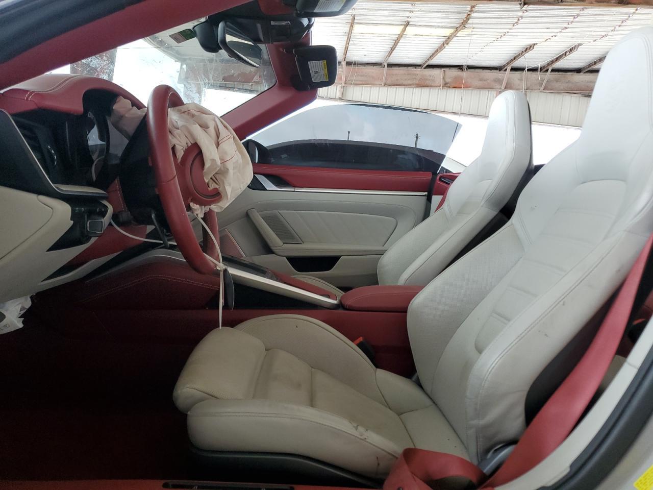 2022 Porsche 911 Turbo - Image 7