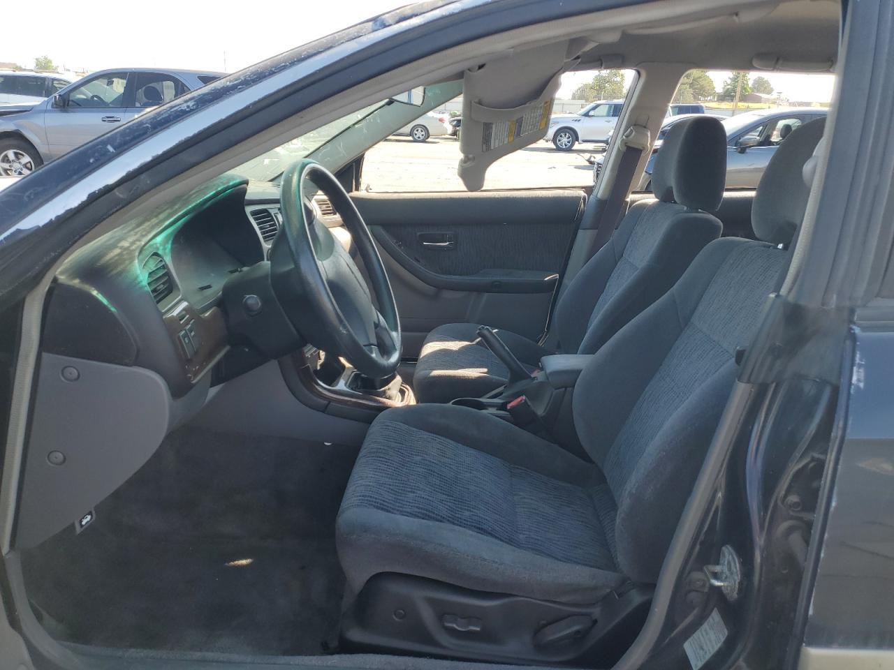 2002 Subaru Legacy Outback - Image 7