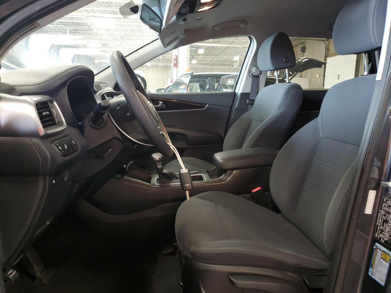 2020 Kia Sorento L - Image 7