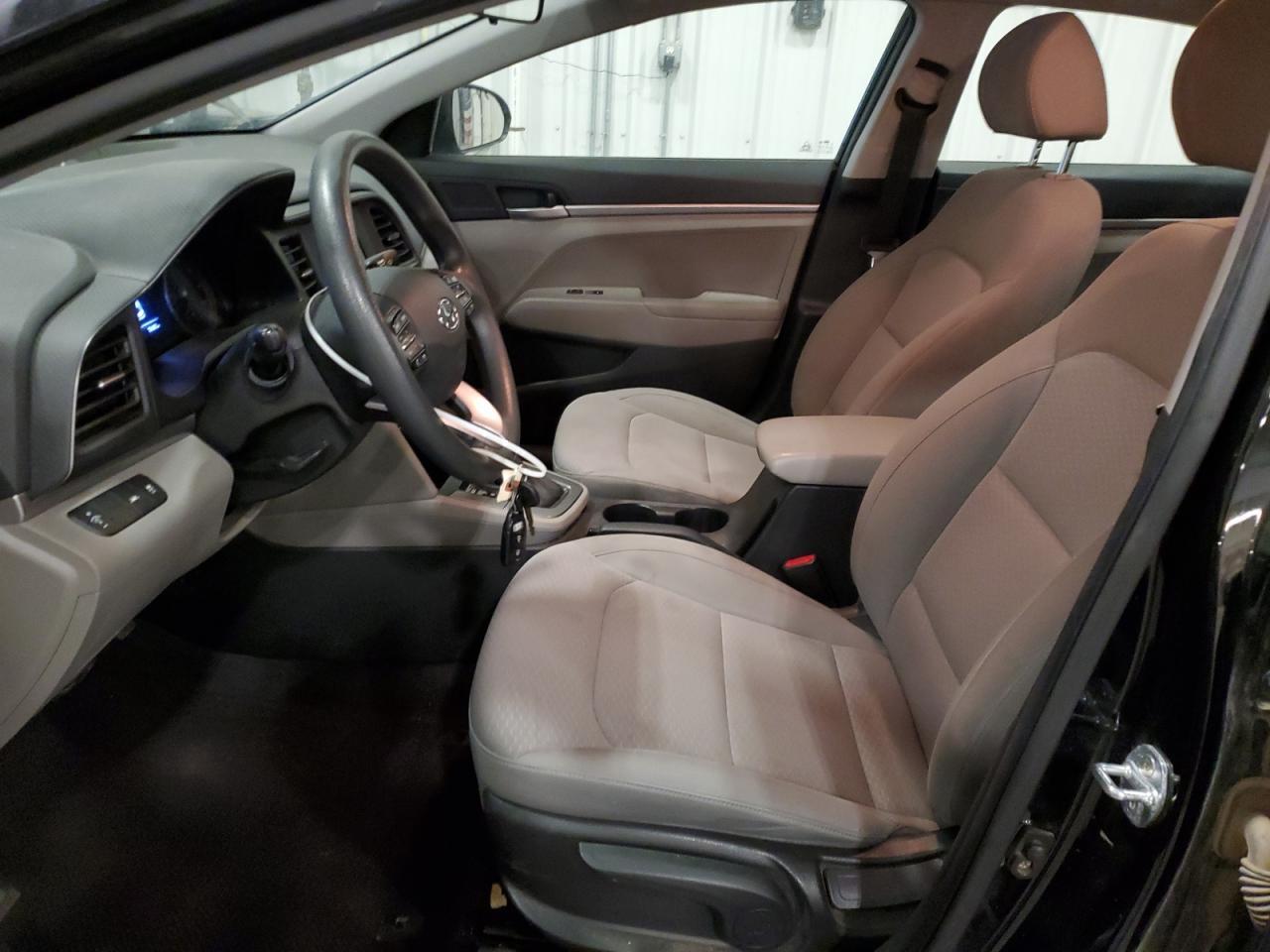 2020 Hyundai Elantra Se - Фото 7