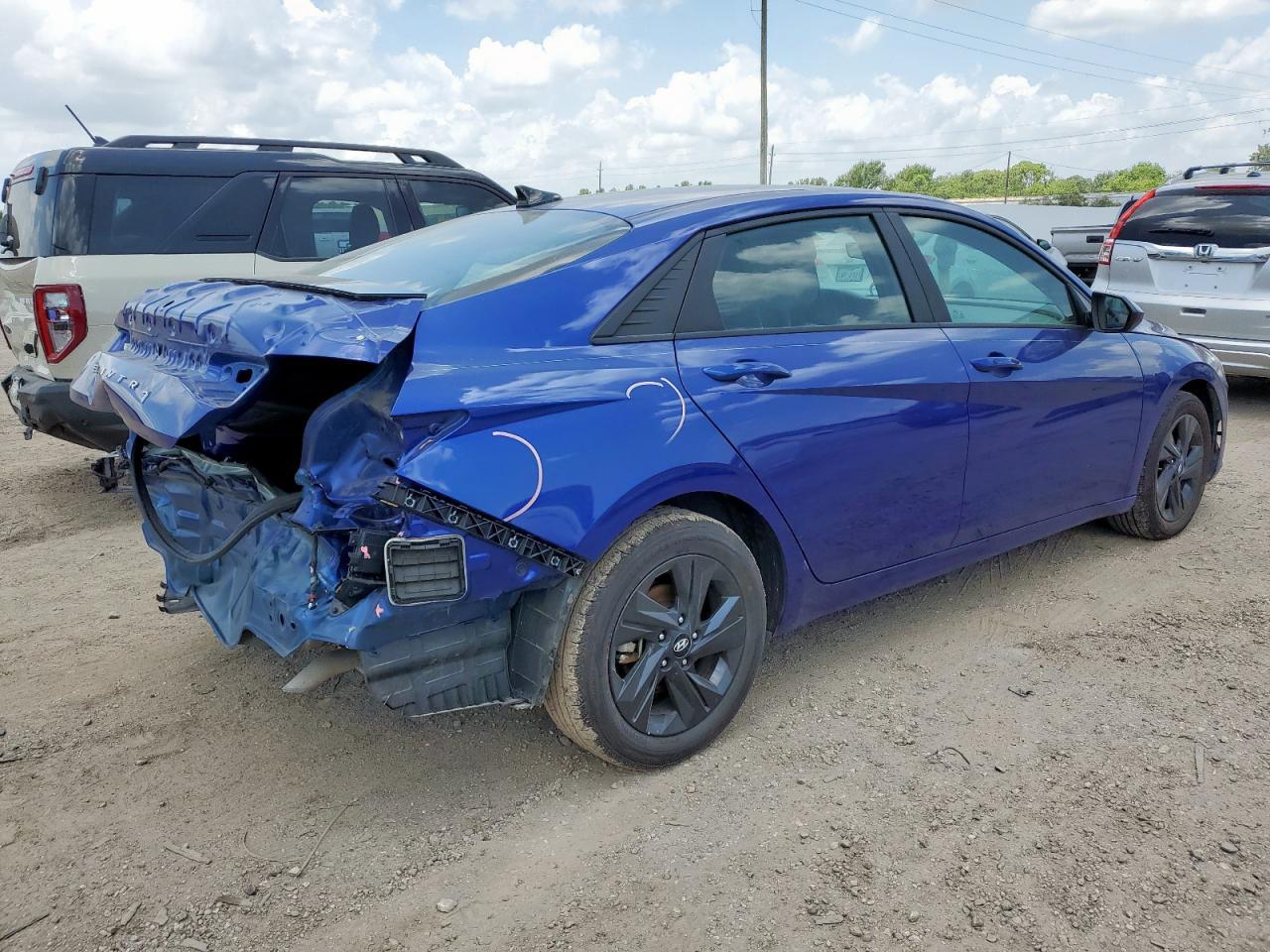 2023 Hyundai Elantra Sel - Image 3
