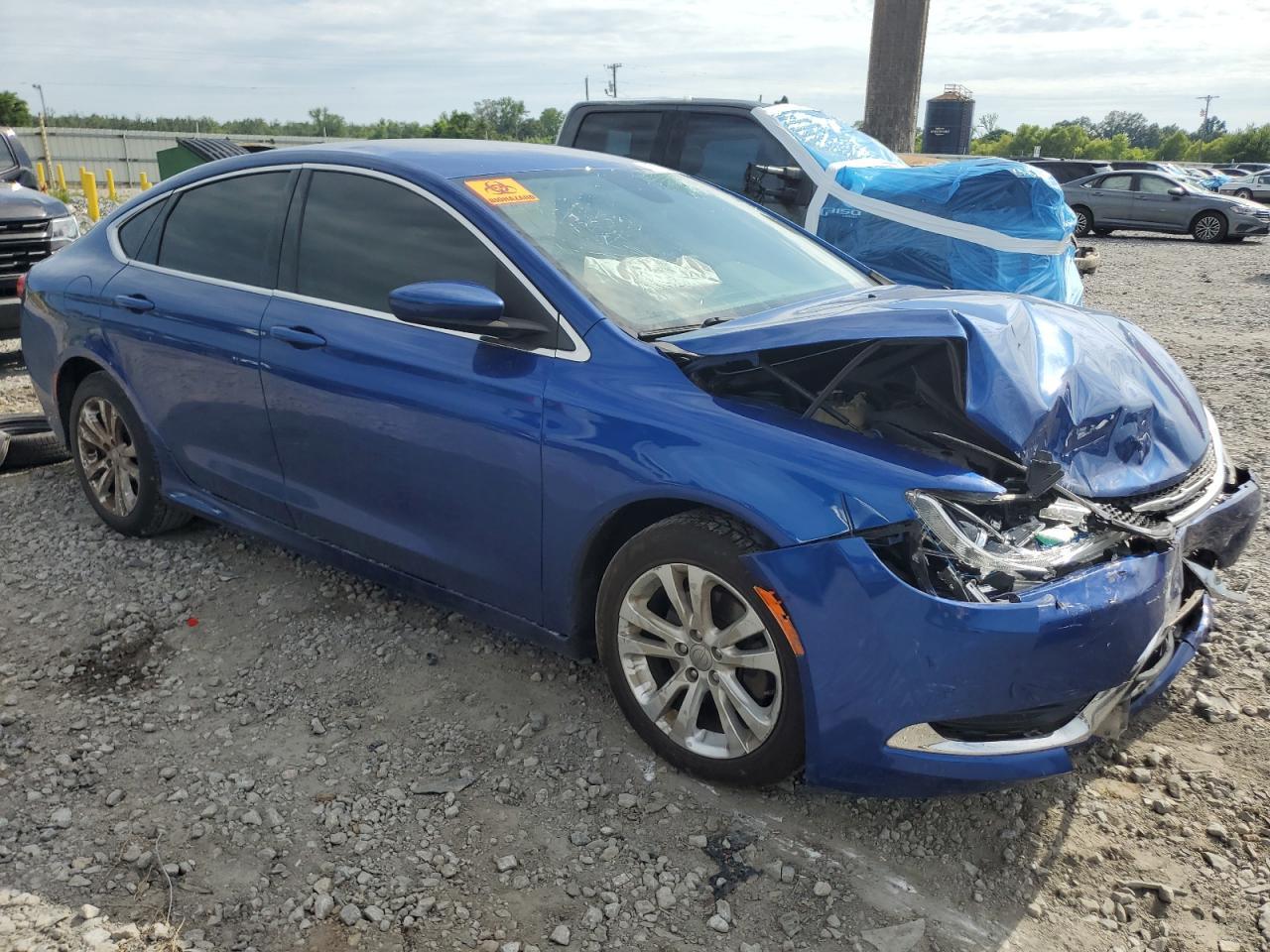 2015 Chrysler 200 Limited - Image 4