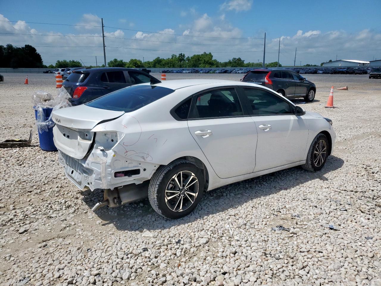 2024 Kia Forte Lx - Фото 3