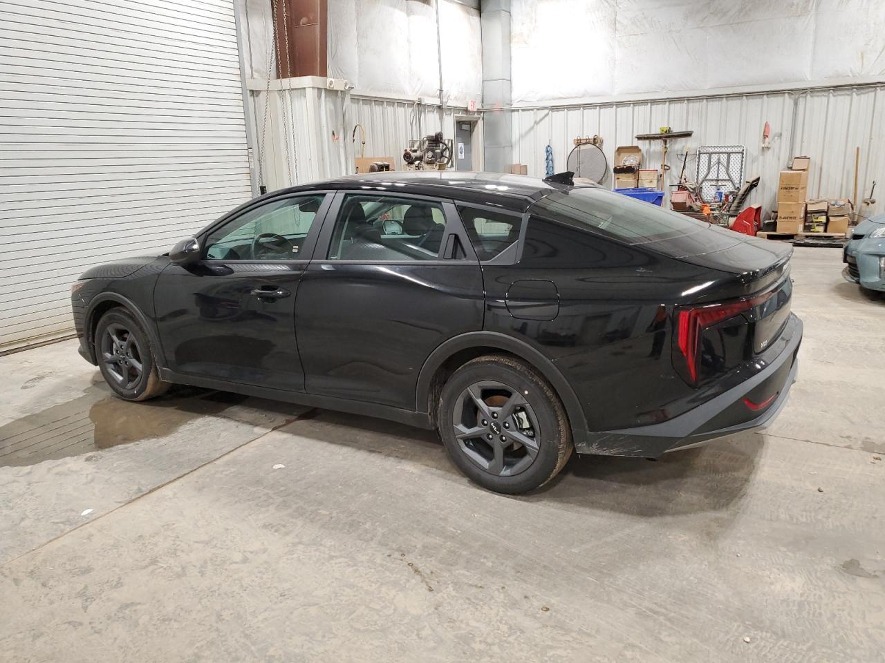 2025 Kia K4 Lx - Image 2