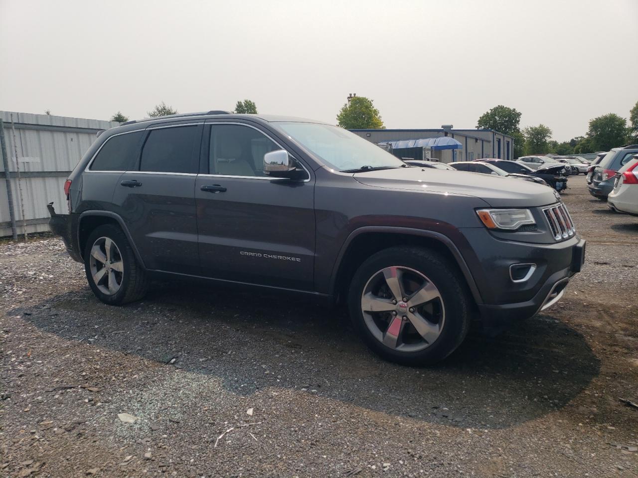 2014 Jeep Grand Cherokee Overland - Image 4