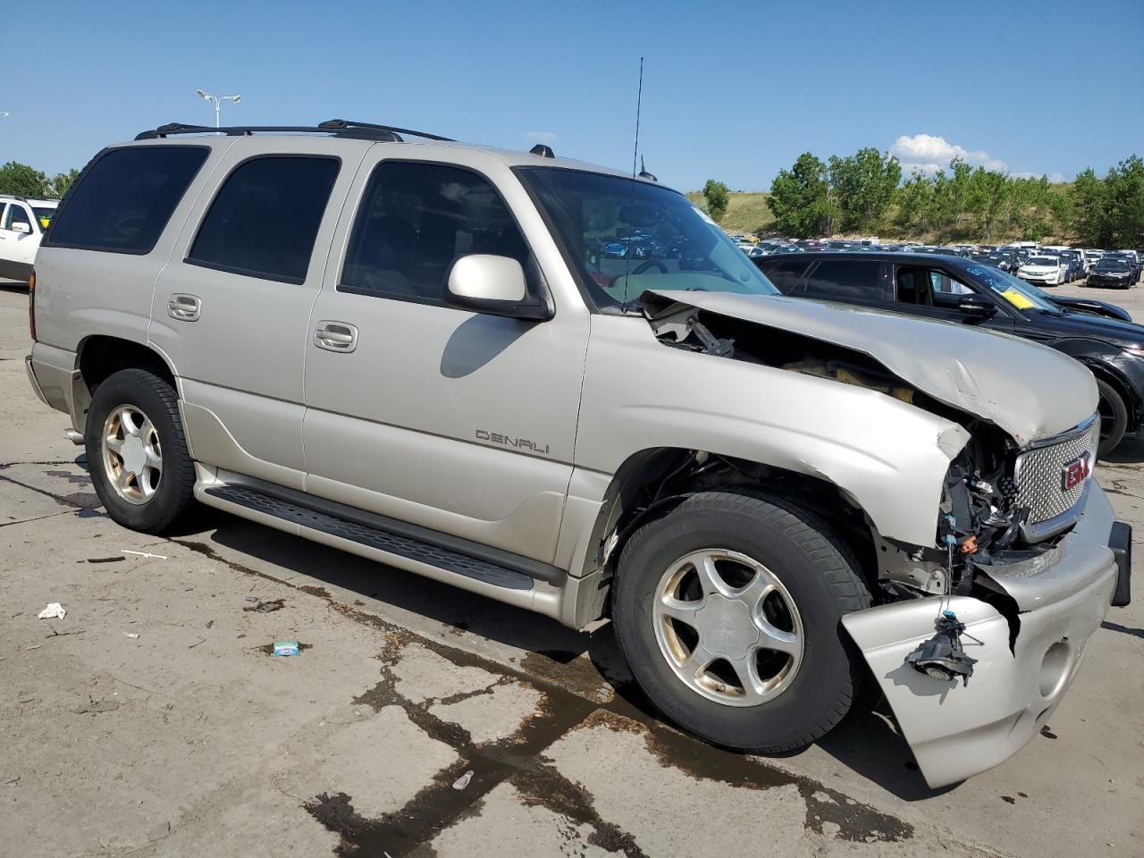 2005 GMC Yukon Denali - Фото 4
