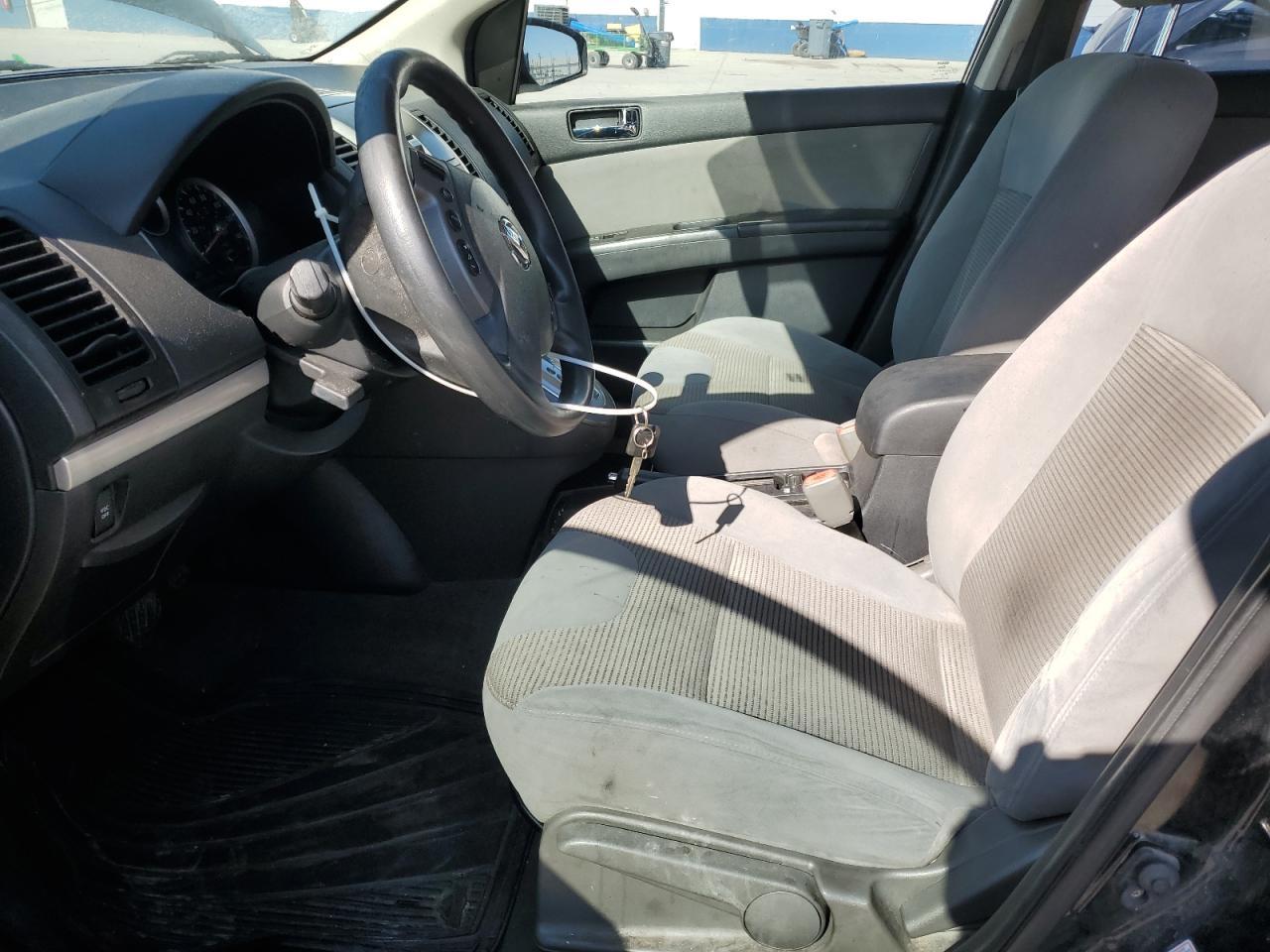 2011 Nissan Sentra 2.0 - Фото 7