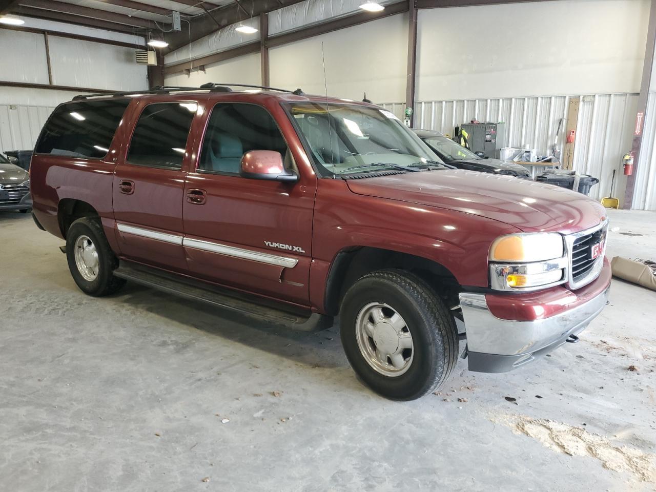 2003 GMC Yukon Xl C1500 - Image 4