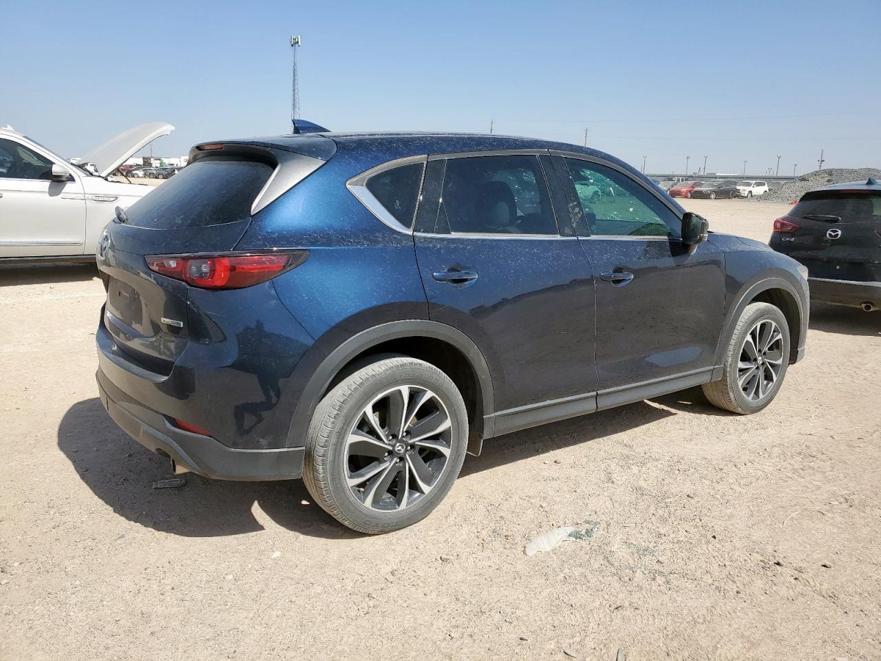 2023 Mazda Cx-5 Premium Plus - Image 3