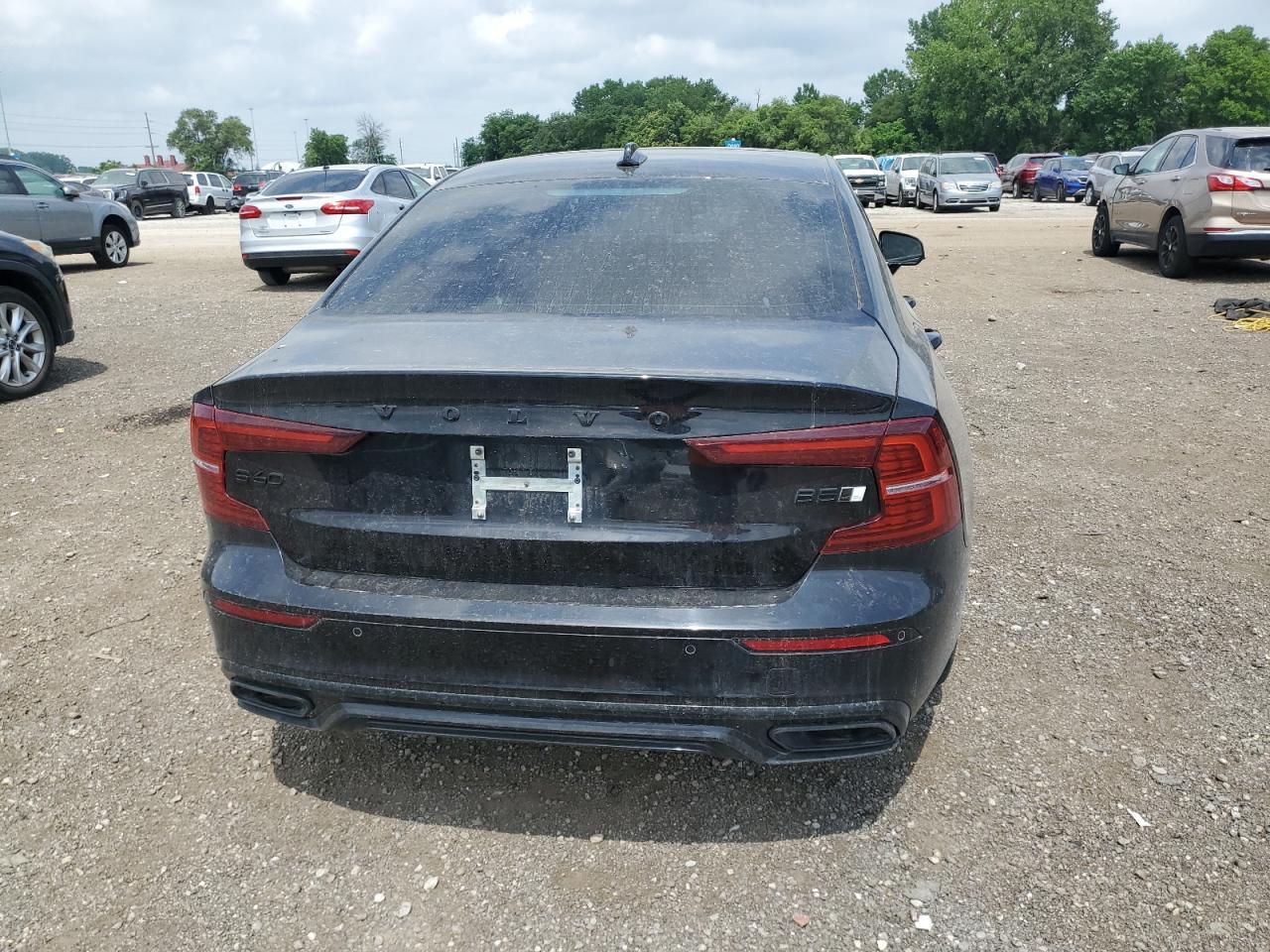 2022 Volvo S60 B5 Momentum - Фото 6