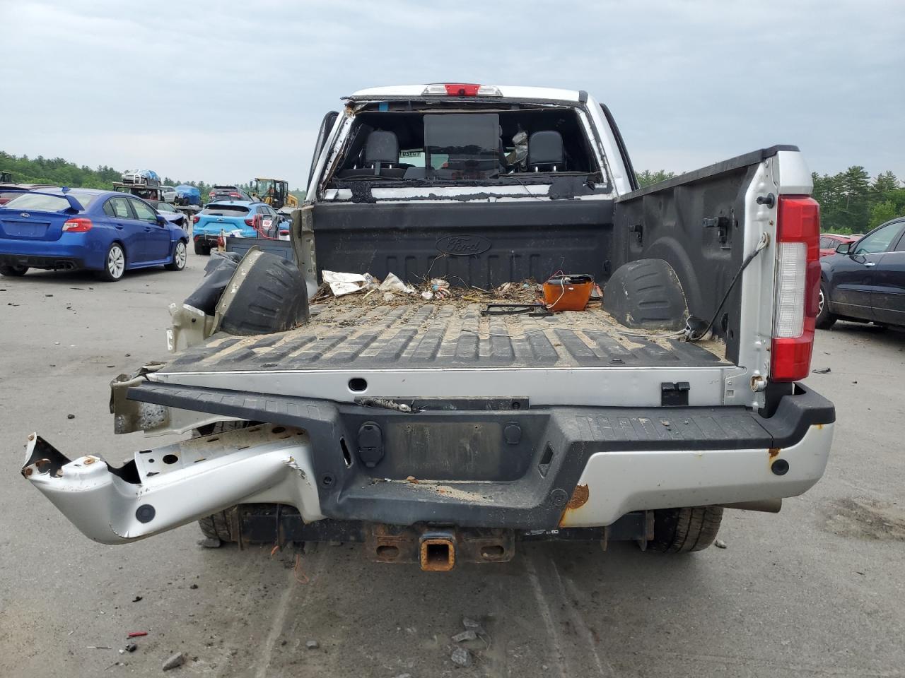 2019 Ford F350 Super Duty - Фото 6