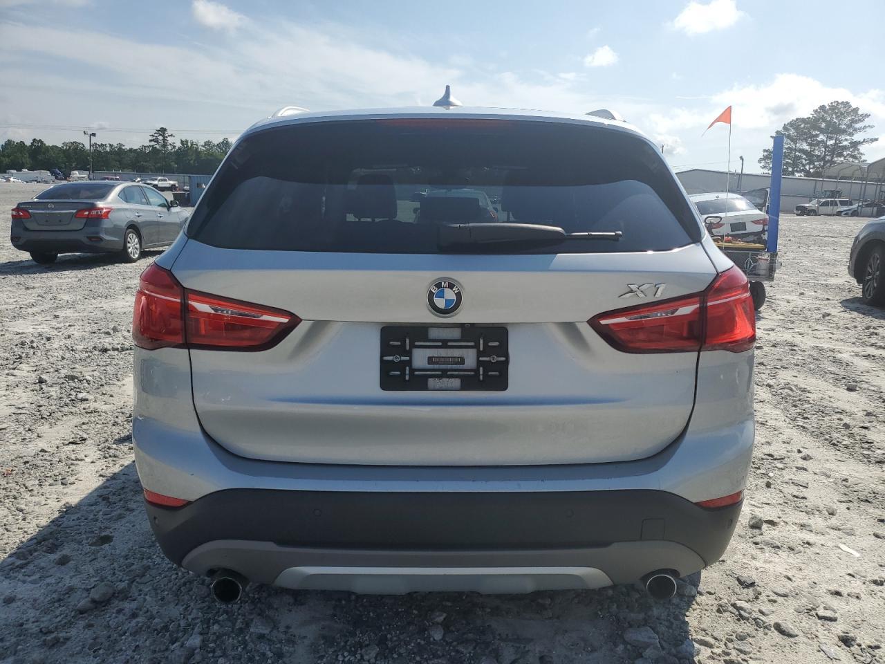 2017 BMW X1 xDrive28I - Фото 6