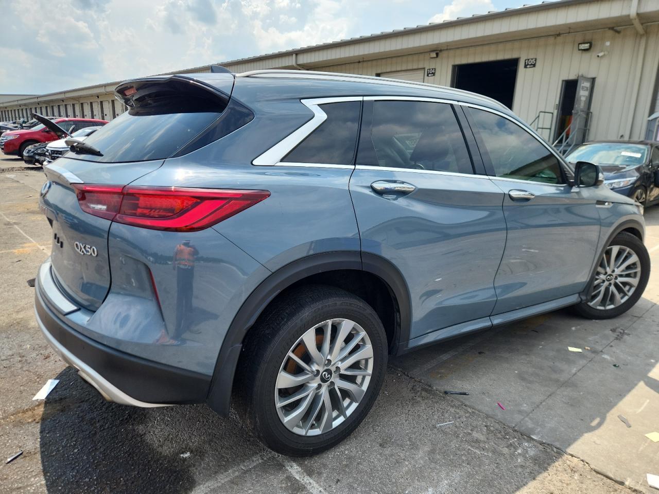 2023 Infiniti Qx50 Luxe - Фото 3