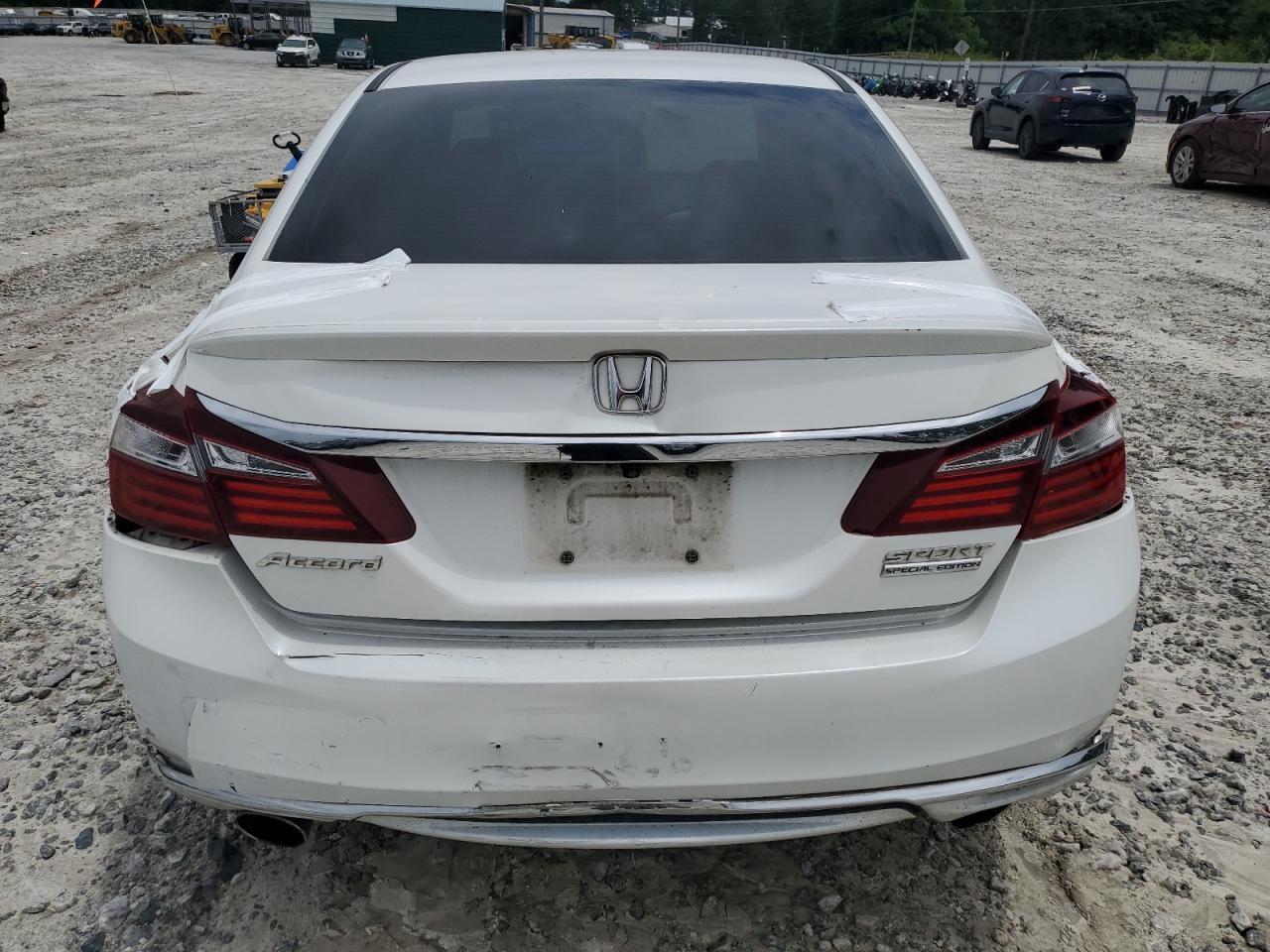 2017 Honda Accord Sport Special Edition - Image 6