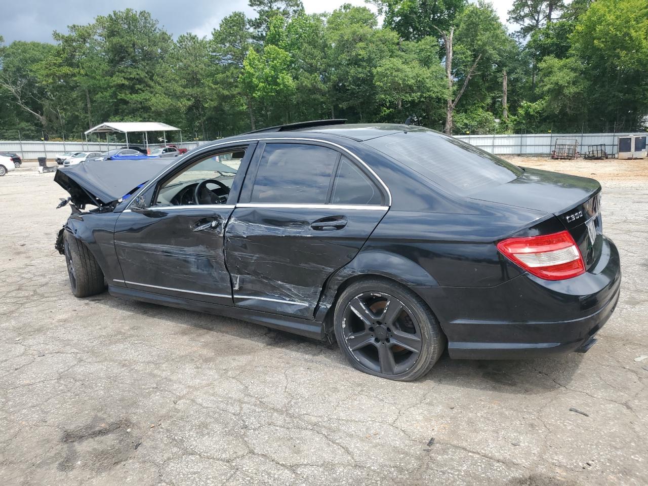 2011 Mercedes-Benz C 300 - Фото 2