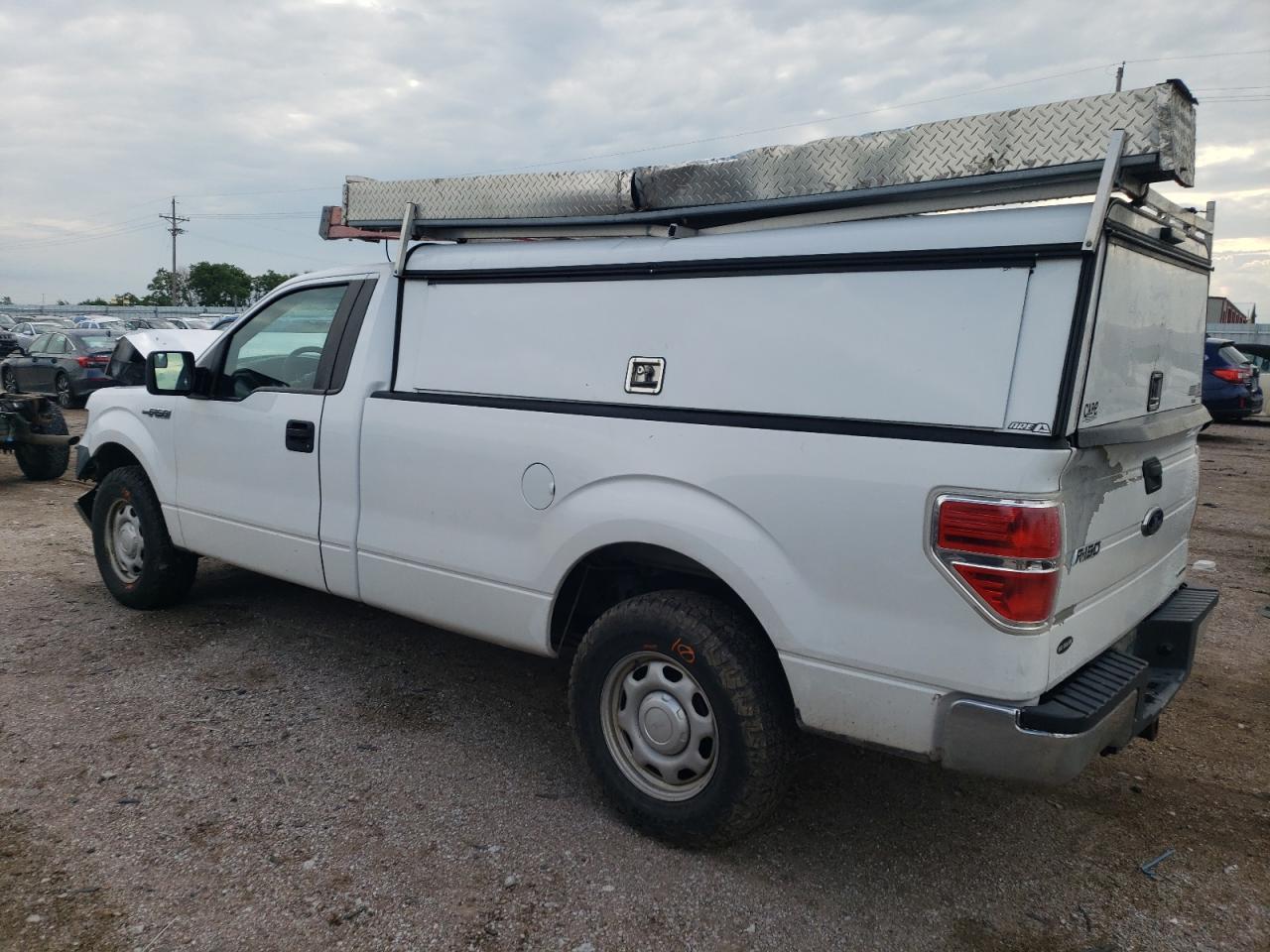 2014 Ford F150 - Фото 2