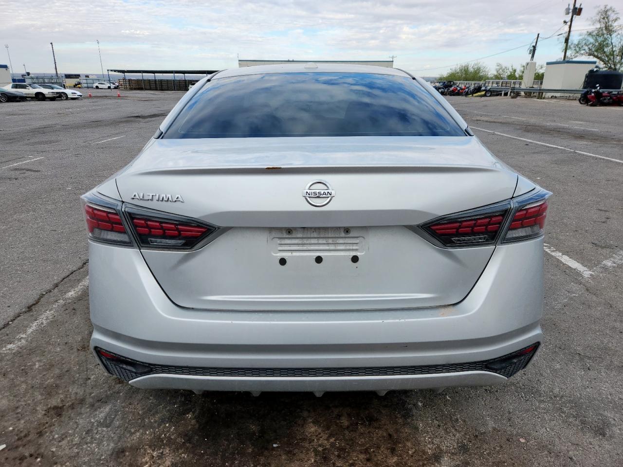 2019 Nissan Altima S - Фото 6