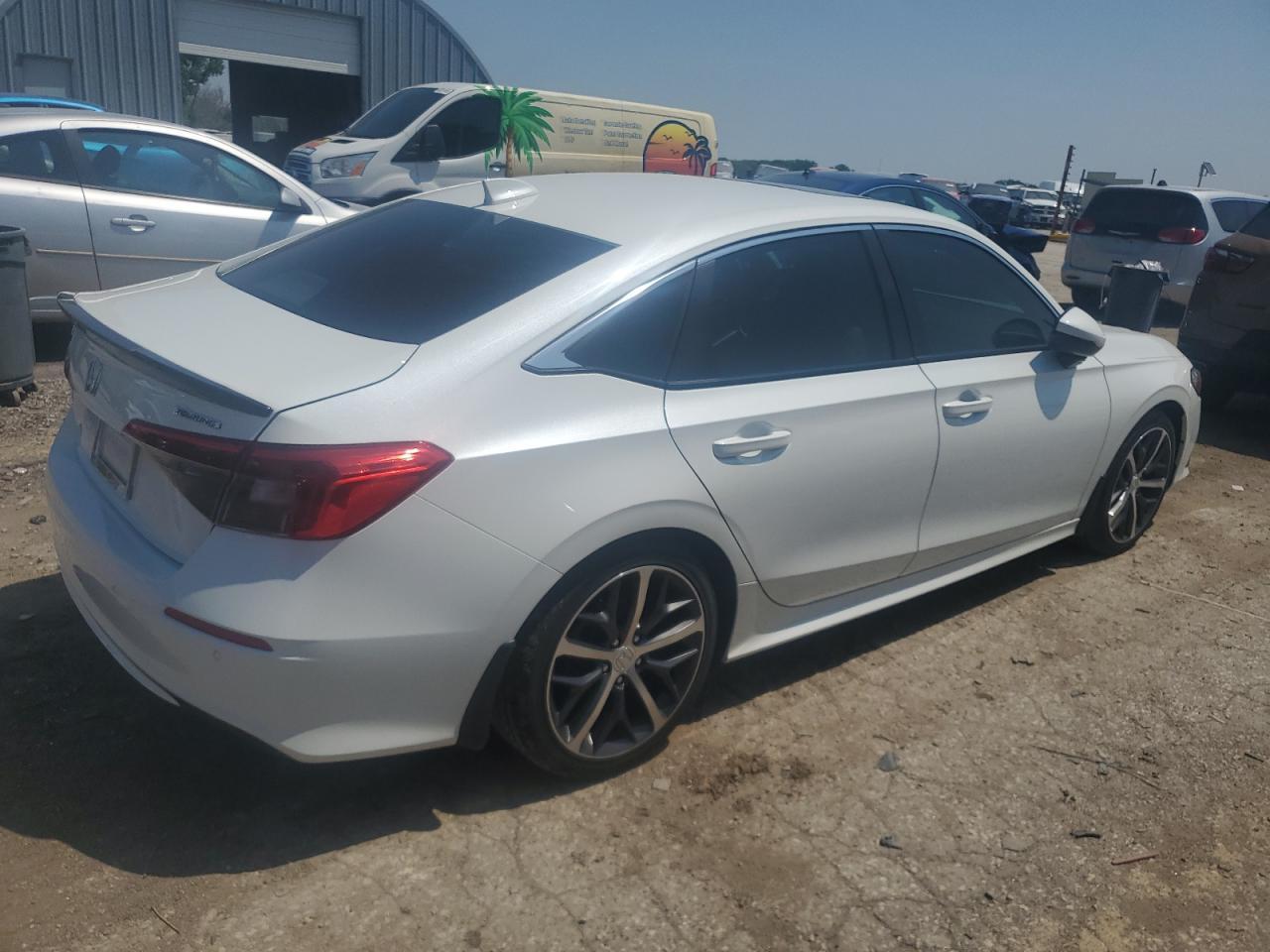 2022 Honda Civic Touring - Image 3