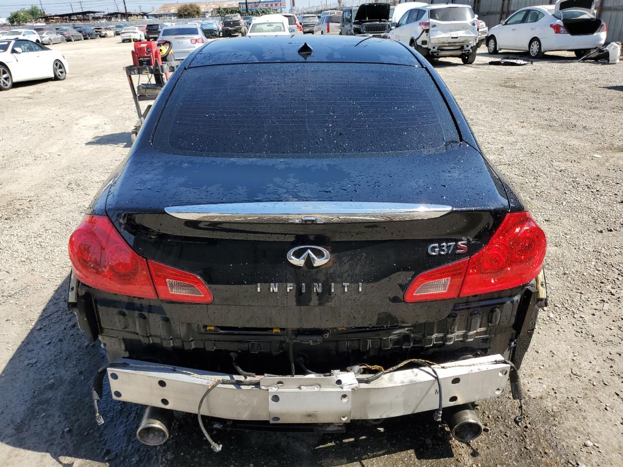 2011 Infiniti G37 Base - Фото 6