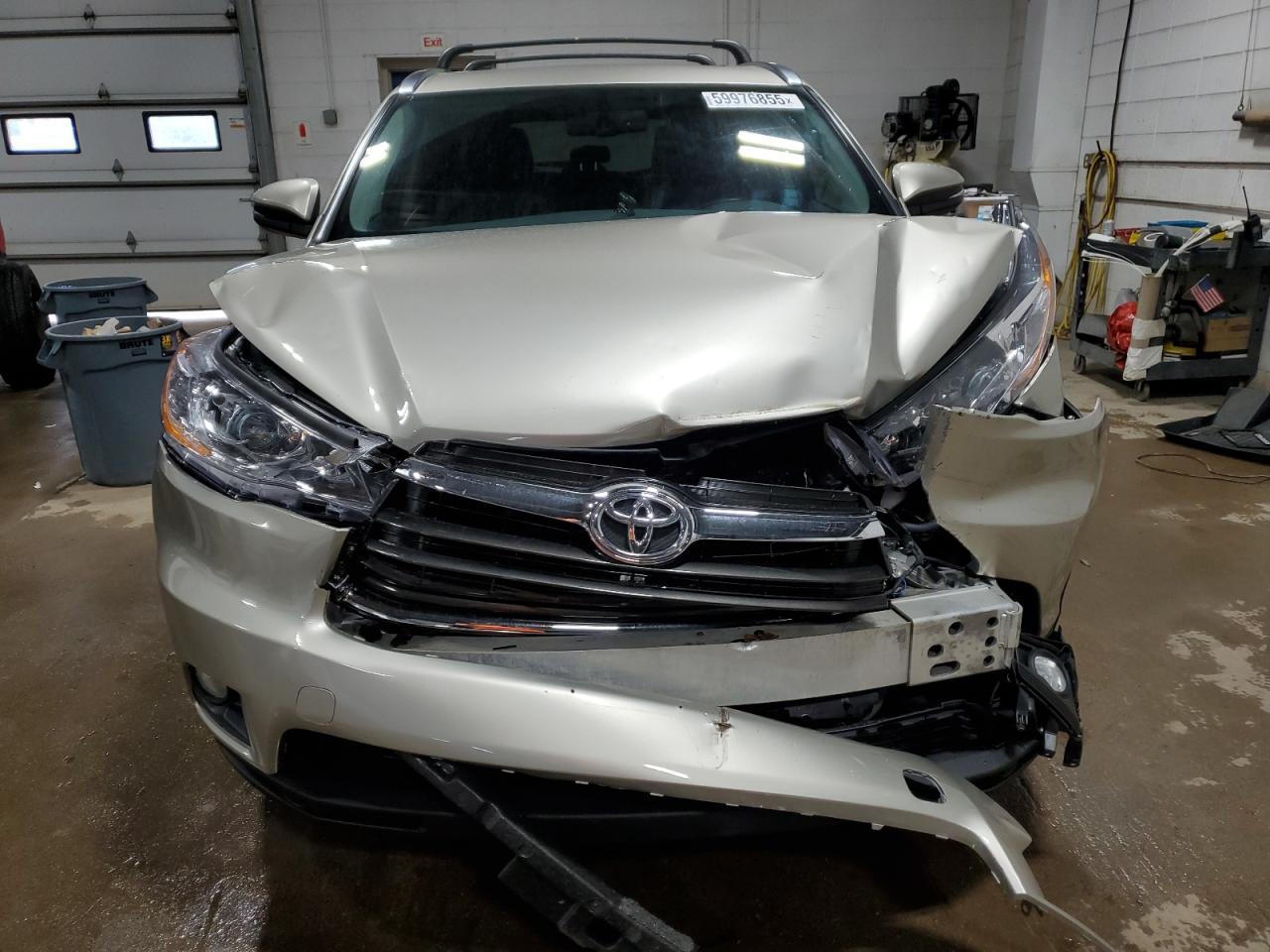 2016 Toyota Highlander Xle - Image 5