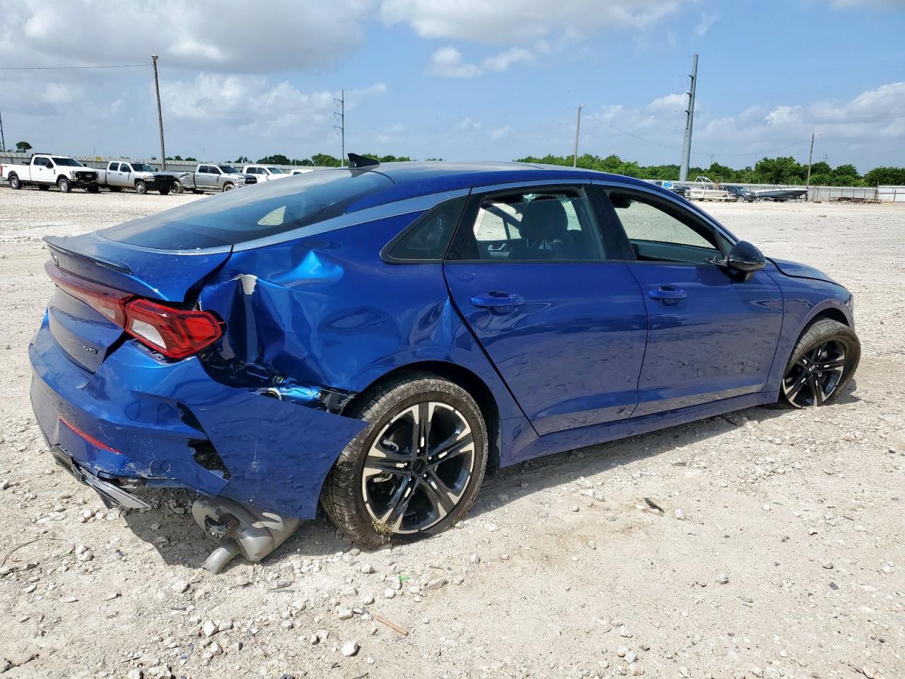 2021 Kia K5 Gt Line - Фото 3