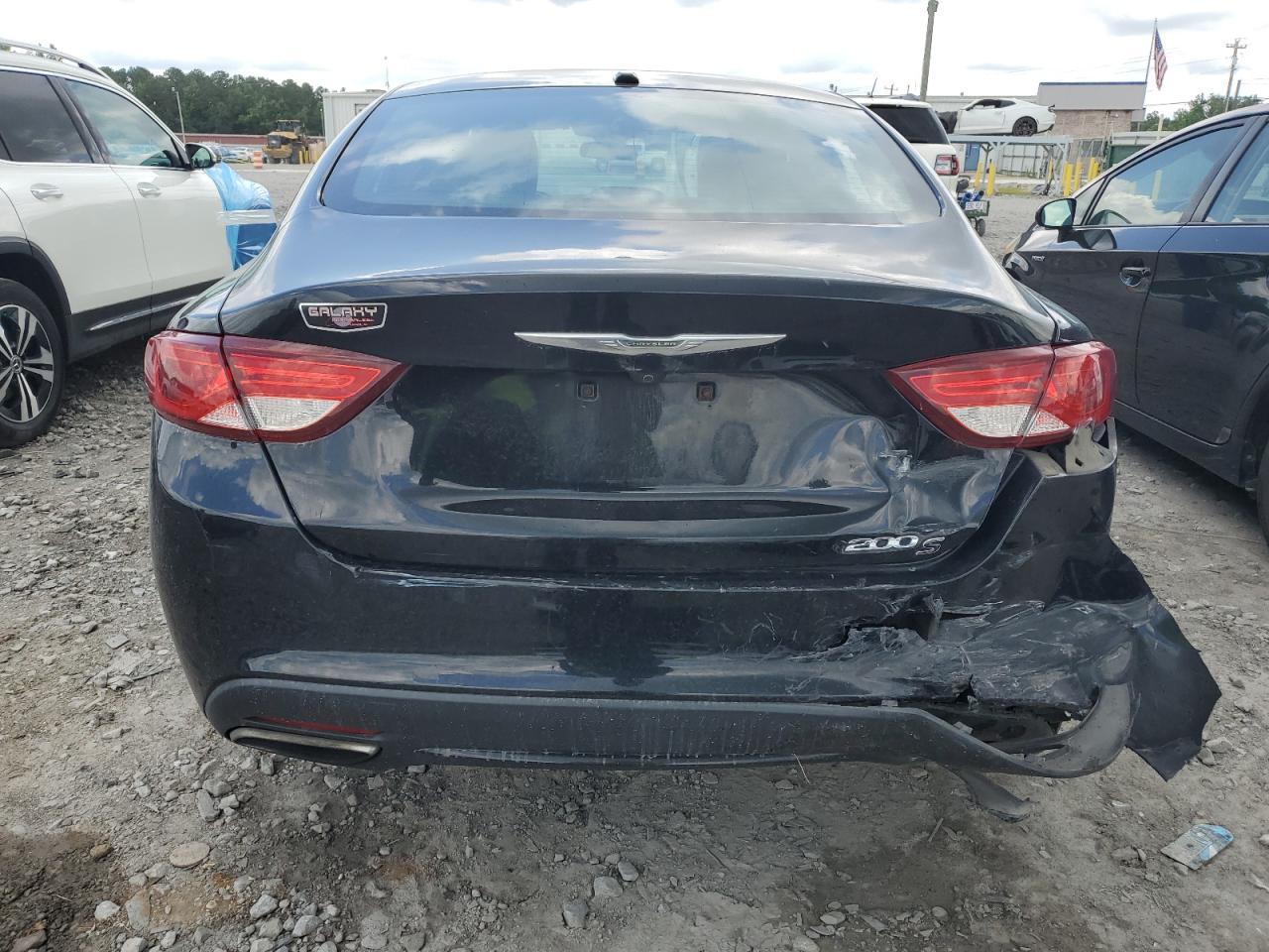 2016 Chrysler 200 S - Фото 6