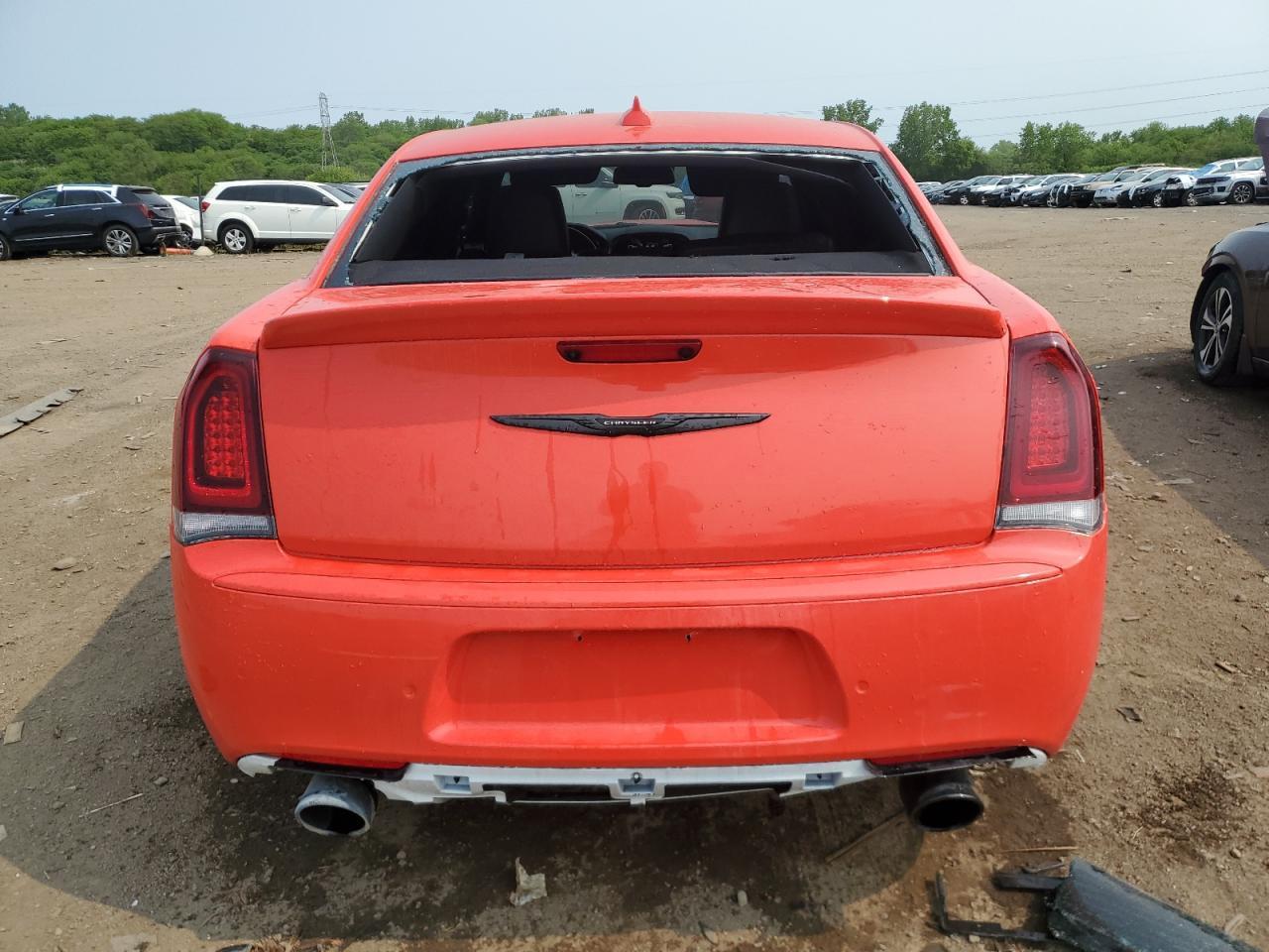 2023 Chrysler 300C - Фото 6