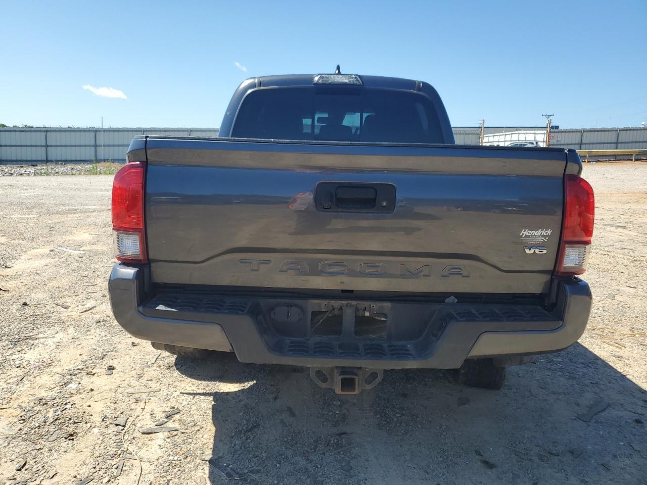 2019 Toyota Tacoma Double Cab - Image 6