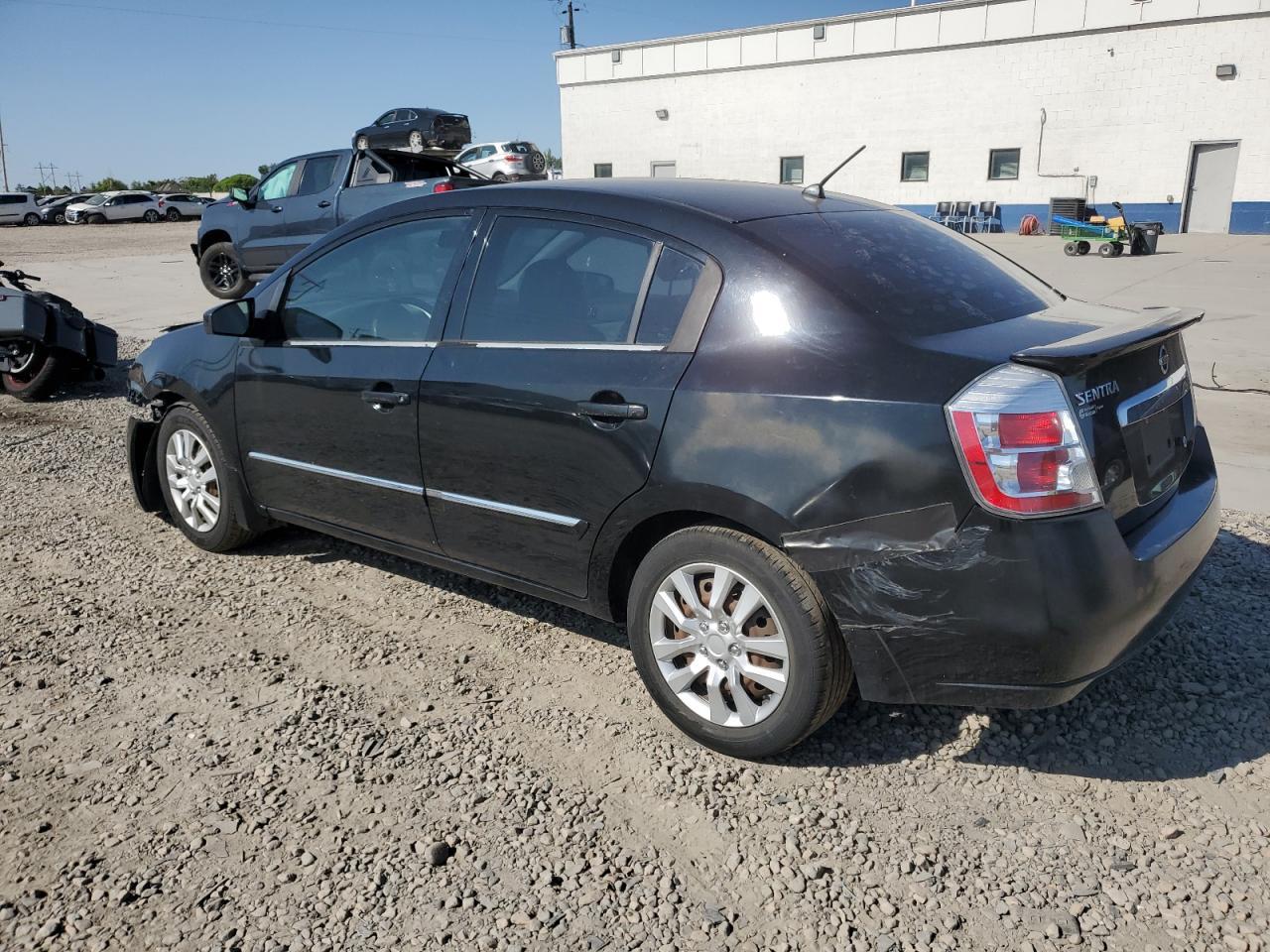 2011 Nissan Sentra 2.0 - Фото 2