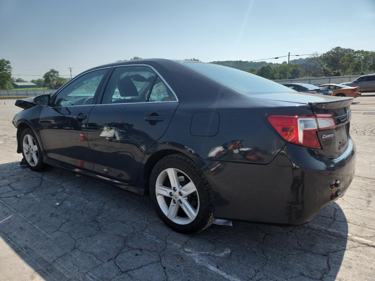 2013 Toyota Camry L - Image 2