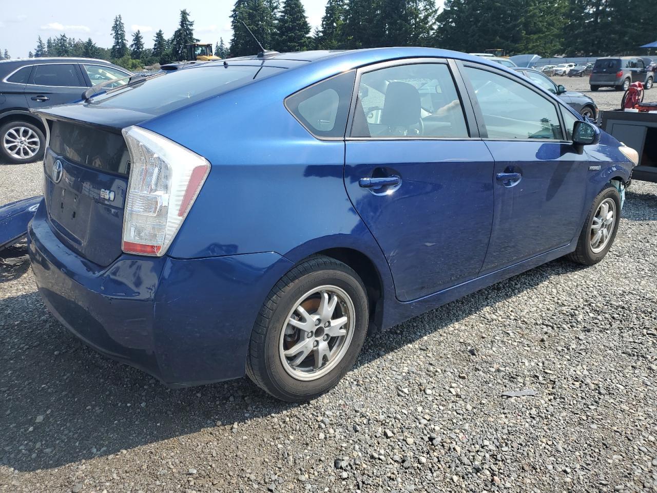 2010 Toyota Prius - Image 3