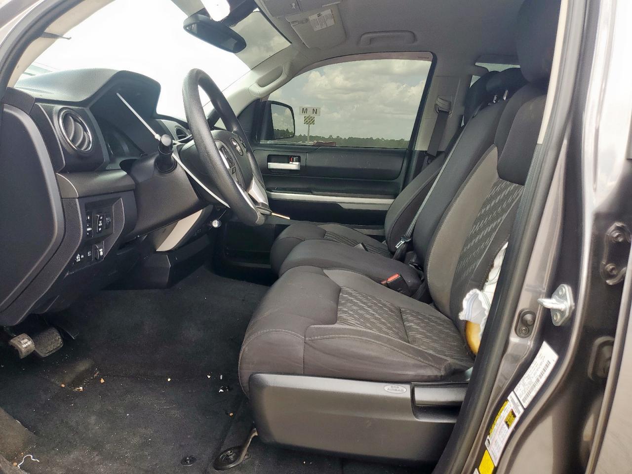 2023 Toyota Tundra Crewmax Sr5 - Image 7