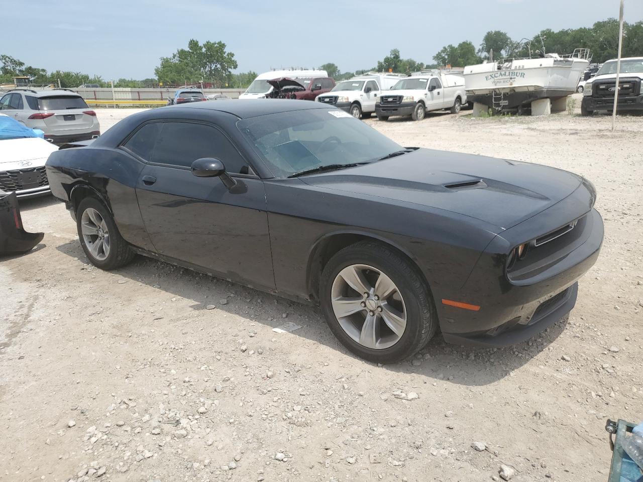 2021 Dodge Challenger Sxt - Фото 4