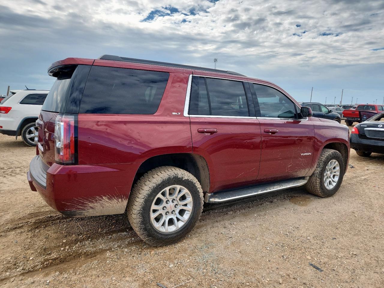 2020 GMC Yukon Slt - Фото 3