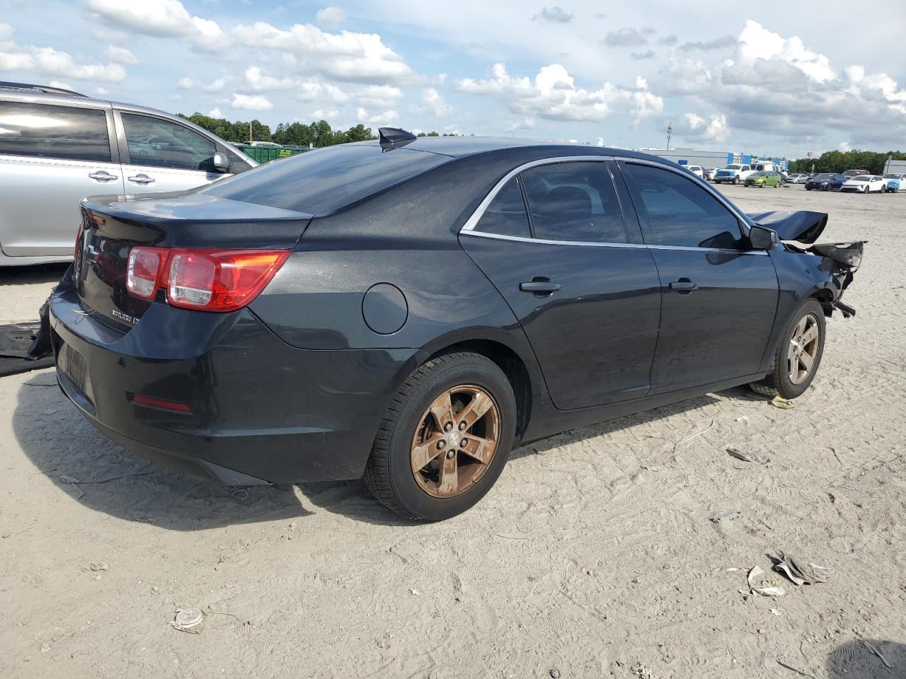 2015 Chevrolet Malibu 1Lt - Фото 3