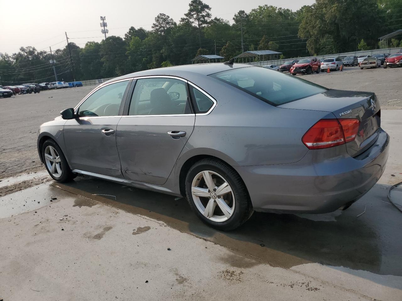 2015 Volkswagen Passat S - Image 2