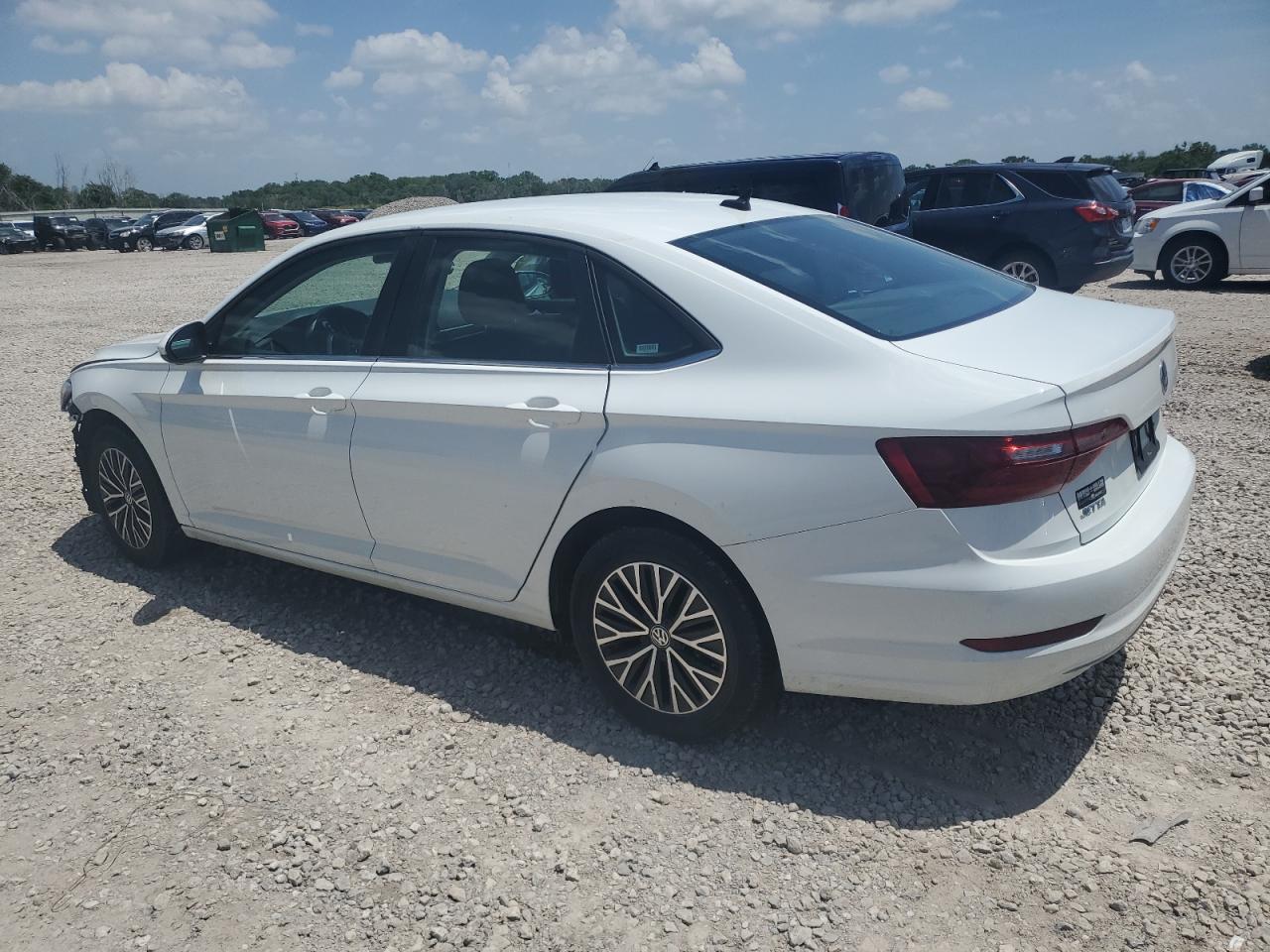 2021 Volkswagen Jetta S - Фото 2
