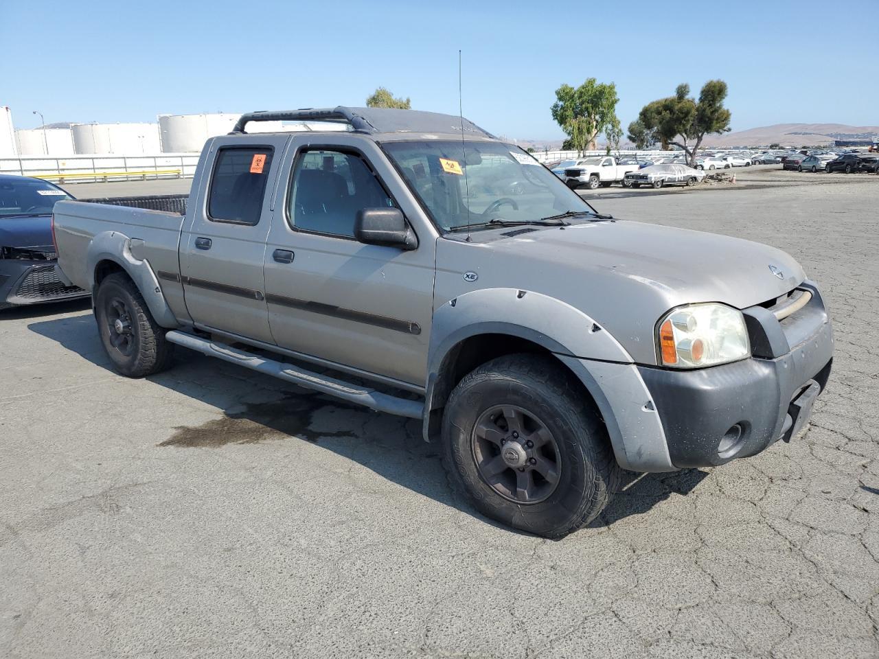 2002 Nissan Frontier Crew Cab Xe - Фото 4