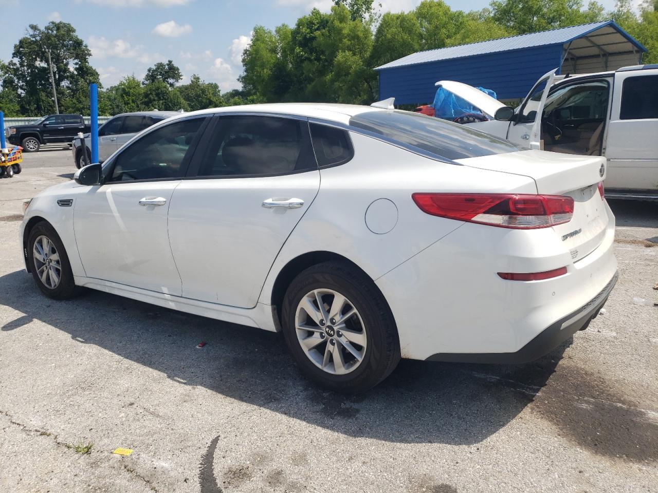 2019 Kia Optima Lx - Image 2