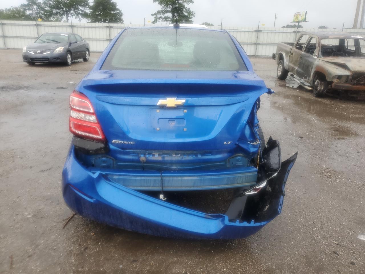 2020 Chevrolet Sonic Lt - Image 6