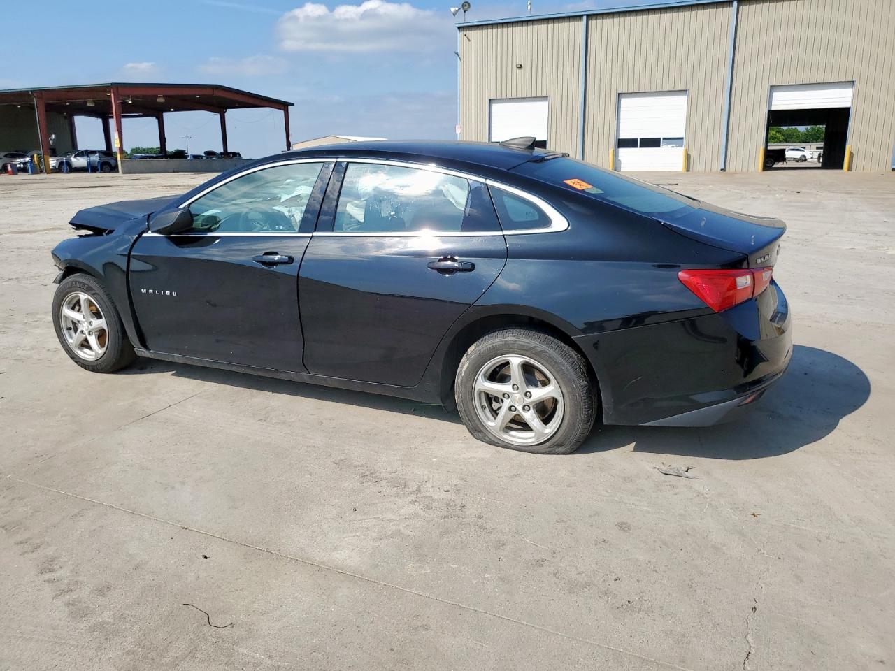 2018 Chevrolet Malibu Ls - Image 2