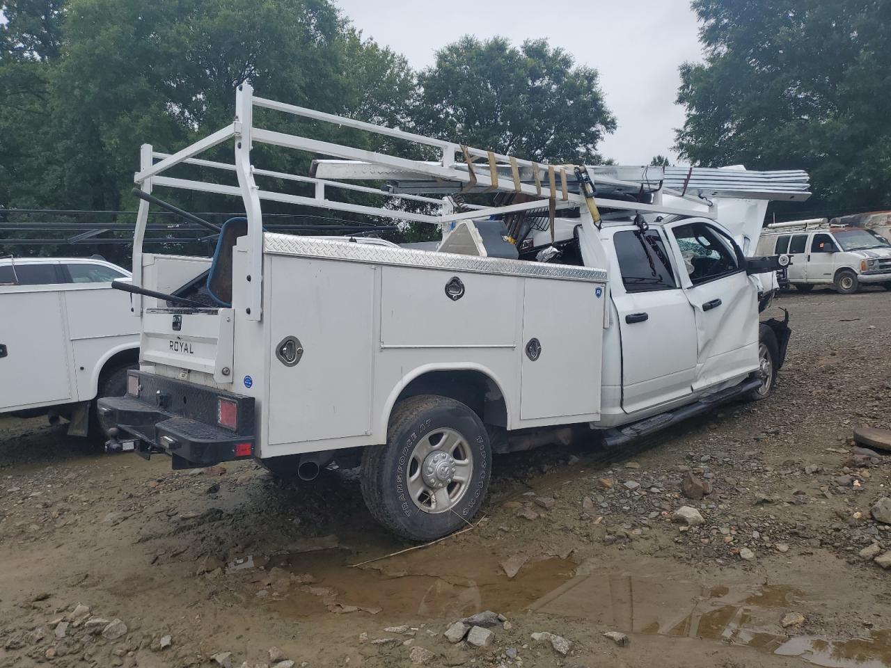 2023 Ram 2500 Tradesman - Image 3