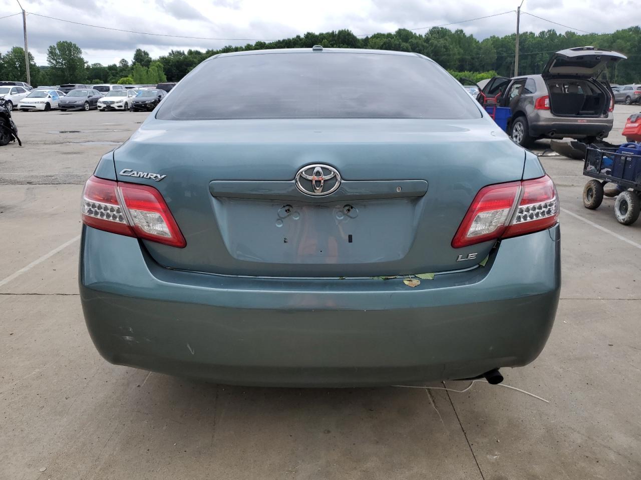 2010 Toyota Camry Base - Image 6