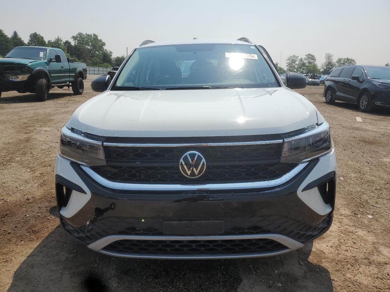2022 Volkswagen Taos S - Фото 5
