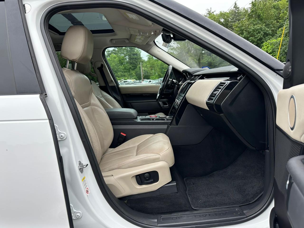 2017 Land Rover Discovery Se - Фото 6