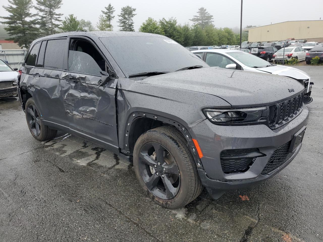 2023 Jeep Grand Cherokee Laredo - Фото 4