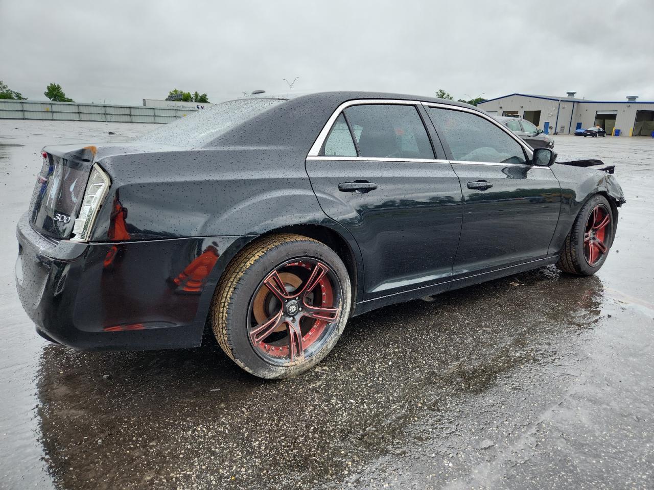 2012 Chrysler 300 - Image 3